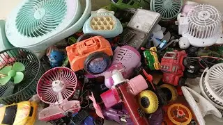 Found an Analog Multimeter, a 3-Motor Mini Fan, and Old Toys Still Working in a Pile of Junk Goods