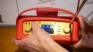 Roberts RD70 Revival Radio