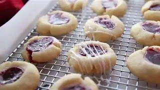 Almond Raspberry Shortbread Cookies
