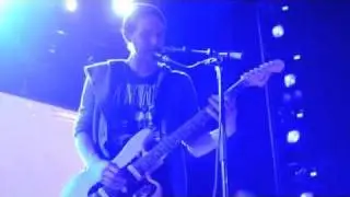 Red Hot Chili Peppers - View From The Road - Europe September 2011 [Official Behind The Scenes]