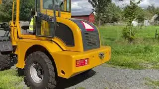 Multiloader L20 med planerskopa & gafflar - 21 931140 1/2