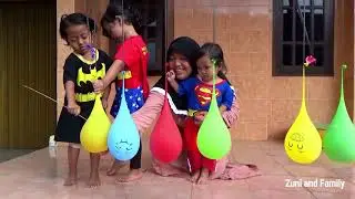 Surprise LOLLIPOP LITTLE PONY & KINDER JOY EGGS Dalam Balon Air, Finger Family Song