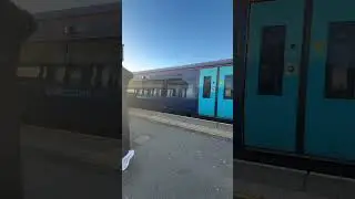 Class 375 leaving strood #train #turbostar #diesel