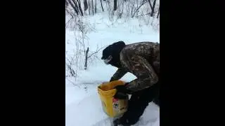 Trapping in deep snow