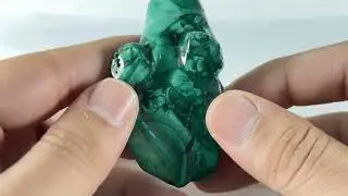Hand-Carved Malachite Frog Gemstone Animal Carving
