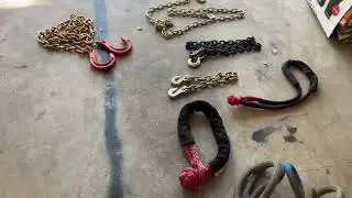 All the heavy rescue gear ,chains ,kinetic rope ,I carry  on the recovery rig!
