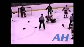 QMJHL ?. ?, 1988 Patrick Caron,LAV v Carl Boudreau,HUL Laval Titan Hull Olympiques