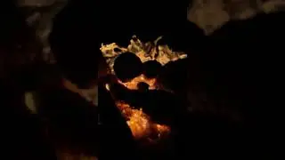 Hypnotic Flames and Sparks &ndash; Campfire Slow Motion