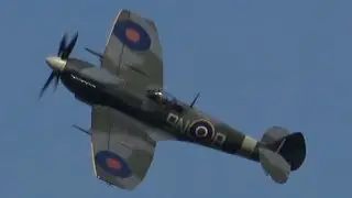 4Kᵁᴴᴰ Supermarine Spitfire LF Mk XVI - GREAT Rolls Royce Merlin Sound!