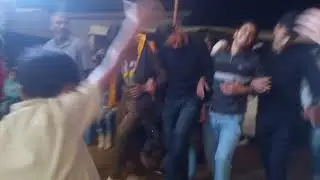 افراح فواخرة عالقين