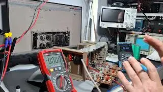 Quad 303 - Novos Condensadores e regulação das tensões.