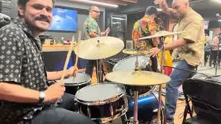 The Ventures - Wipeout Live Cover
