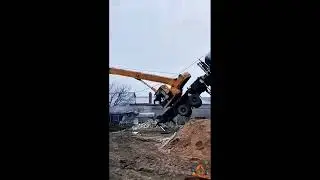 funny smart dangerous life situations#construction #vehicles #life #wood sawing