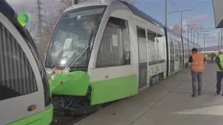 🚋 EUSKOTREN - Gasteizko tranbia estraluze berriak / Nuevos tranvías extralargos de Vitoria-Gasteiz