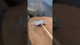 Pneumatic suction system for unloading and loading trucks with wood chips