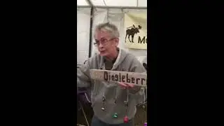 woman shows off poop inspired art - 1005865