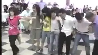 BIRAVO SANA K&Uuml;RT KIZI HALAY BUDUR İŞTE