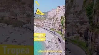 😳 😳 😳 Tropea/Calabria 🇮🇹 Look at this awesome beach / Italy