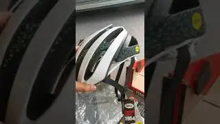 Cycling Helmet - Bell Stratus