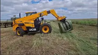 JCB LOADALL WITH BALE GRABBER ATTACHMENT