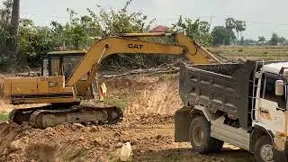 💪 Bulldozer Moving Massive Rocks | Real Jobsite Challenge