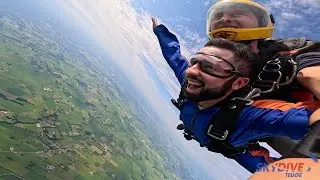 Tandem Skydiving Adventure: My First Freefall Experience