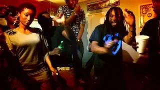 Talmbout Nun - Swaggcity CEO ft. Yung Steele