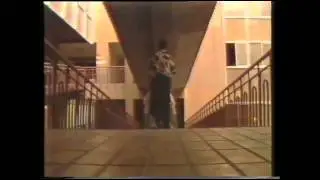 Dise&ntilde;o Corbusier - Golpe de Amistad - [El Alma de la Estrella, 1986]
