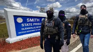 ICE agents invade the Georgia chain gang!