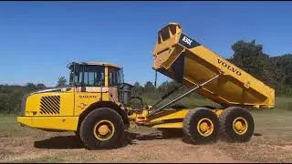VOLVO A30E TRUCK WORKING IN ACTION