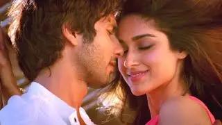 Main Rang Sharbaton Ka | Shahid Kapoor, Ileana D'Cruz | Atif Aslam, Chinmayi | Pritam