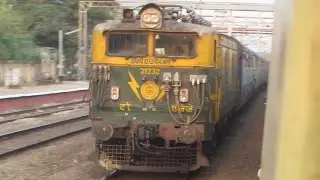 Chennai Egmore - Kacheguda Exp crushes Avadi with Sapthagri WAM-4