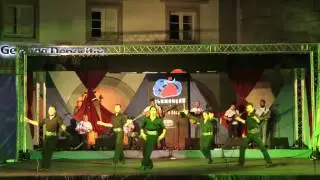 Argentinian folk dance: Pajarillo, Boleadoras & Bombos