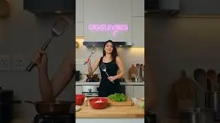 Beautiful lady dancing while cooking #beutifull #lady #dancing #cooking