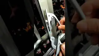金工篇1- 更換鋁窗手柄教學 (Metal Work 1- Window Lock Replacement Guide)