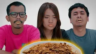 Nasi Goreng Pakai Topping Emas! Rasanya Jadi Begini..