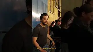 Kit Harington signing Autographs in London. #kitharington #autograph #signed #gameofthrones #jonsnow