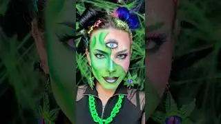 Alien makeup! 👽 #MakeupTransformation #Makeup #DIY #MakeupTutorial #SFXMakeup #Halloween #creative