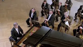 Daniel Barenboim - Mozart: Piano Concerto No.22 in E flat minor K.482 (Berliner Philharmoniker)