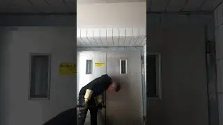 winda w piwnicy , wyżej grunt
