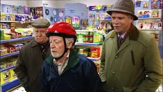 Kill Wullie | Still Game | Series 4 Episode 1
