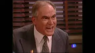 Amar en tiempos revueltos Comisario jefe