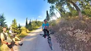 Off-Road Ridin' Down The Hill #downhill #nohands #bike #mtb // 🚲🗻🌲