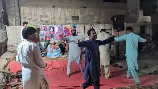 Dard tuhjo tho kare+haii re zalim zamana by faqeer Majeed sial at darbello mehfil e meelad 😇