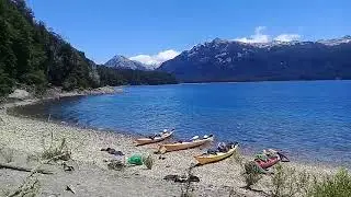 Expedici&oacute;n en Kayak de Traves&iacute;a en el Lago Nahuel Huapi - Patagonia Paddling Expedition