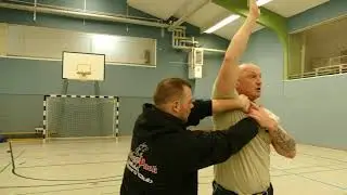 Würgeangriff von Vorne / Krav Maga / Selbstverteidigung / Soest / Blog #1