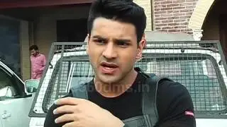 Yeh Hai Mohabbatein - ACP Abhishek(Vivek) Disappointed With His Lady Love Ishita(Divyanka)