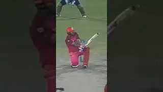 Azam Khan Sixes #lslamabadUnited vs#QuettaGladiators #HBLPSL7 #Shorts#LevelHai