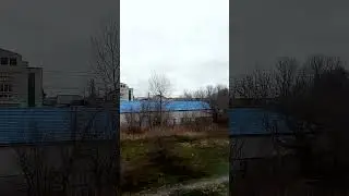 A small town from the window of a fast passenger train Moscow-Volgograd in autumn Небольшой город