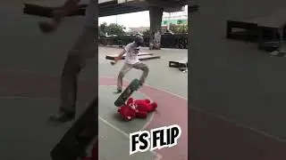 frontside flip 🐻#shorts #real #skatetrick #skateskill #sport #skateboarding #thaiskater #fsflip